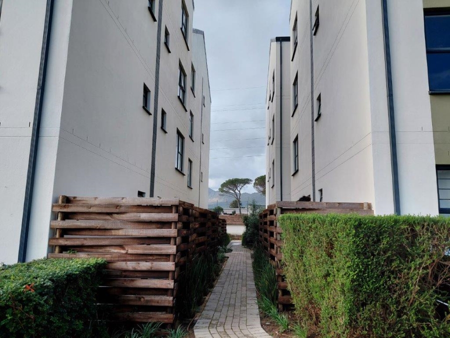 1 Bedroom Property for Sale in Firlands Western Cape